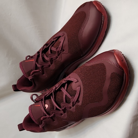 Nike Air Max Fury Burgundy Running Sneakers (M Size 9) - Picture 3 of 11